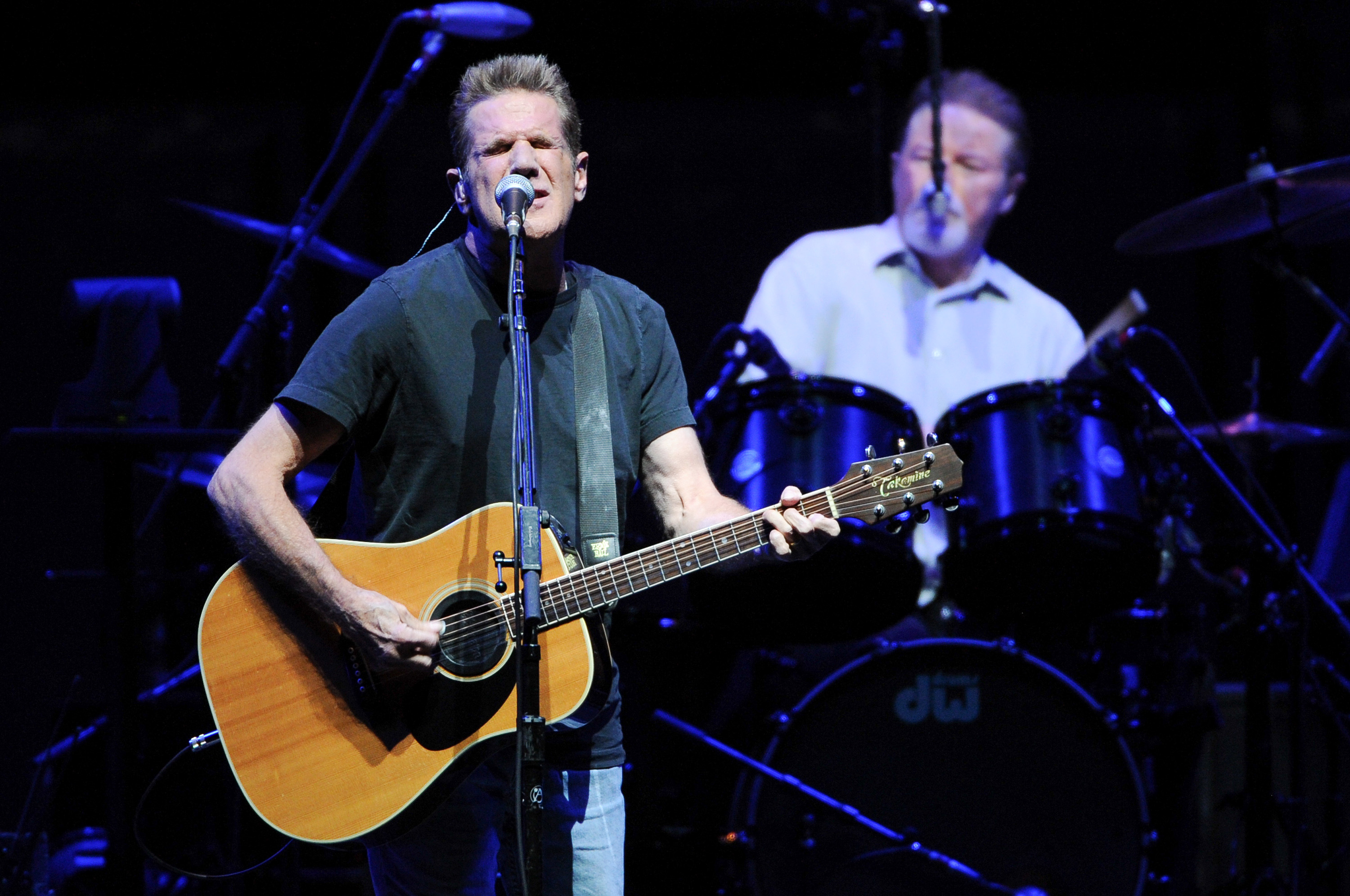 Eagles co-founder Glenn Frey, who sang 'Take It Easy,' dies