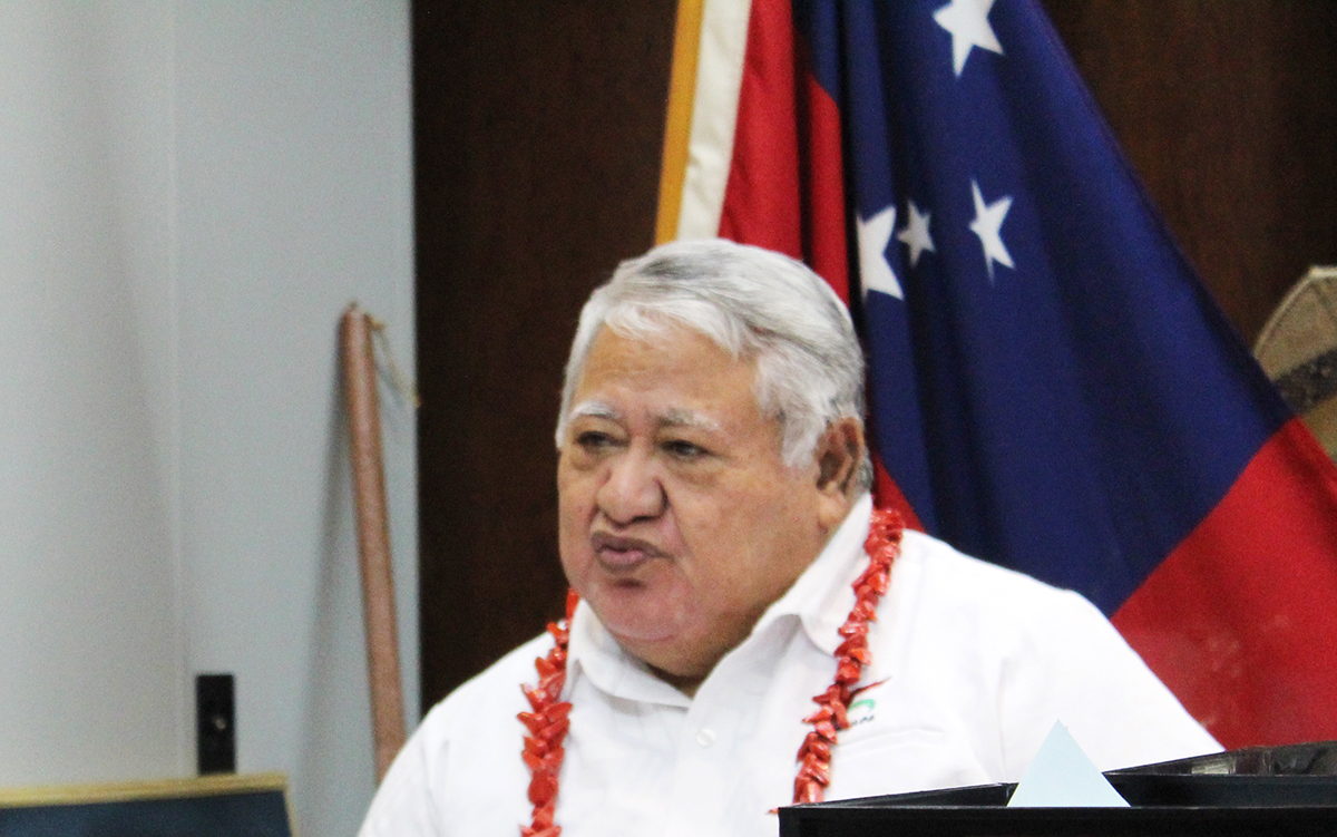 P.M. threatens to ban Facebook