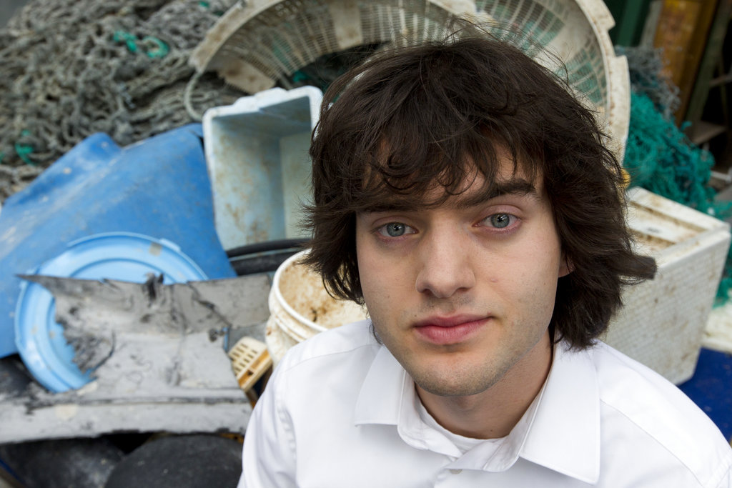 Massive boom will corral Pacific Ocean's plastic trash