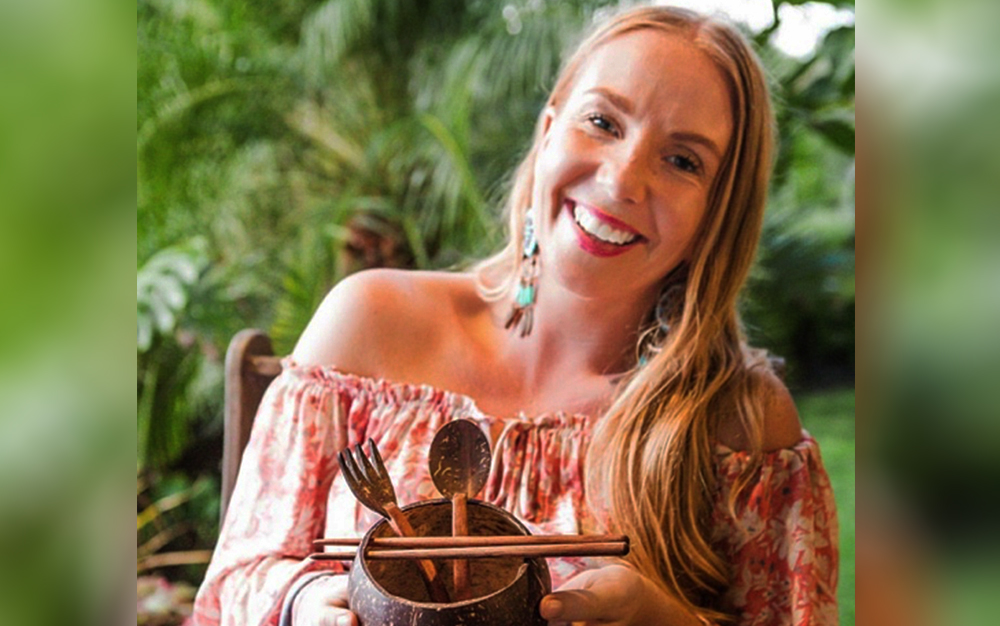 Boutique coconut bowls and cutlery a hit