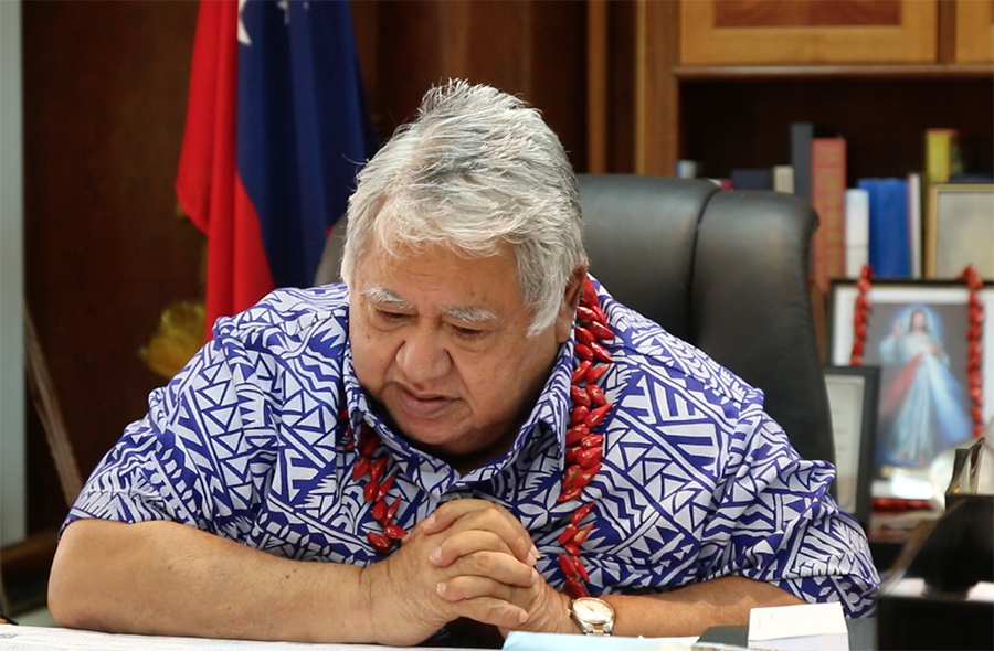 Union broke, P.M. admits