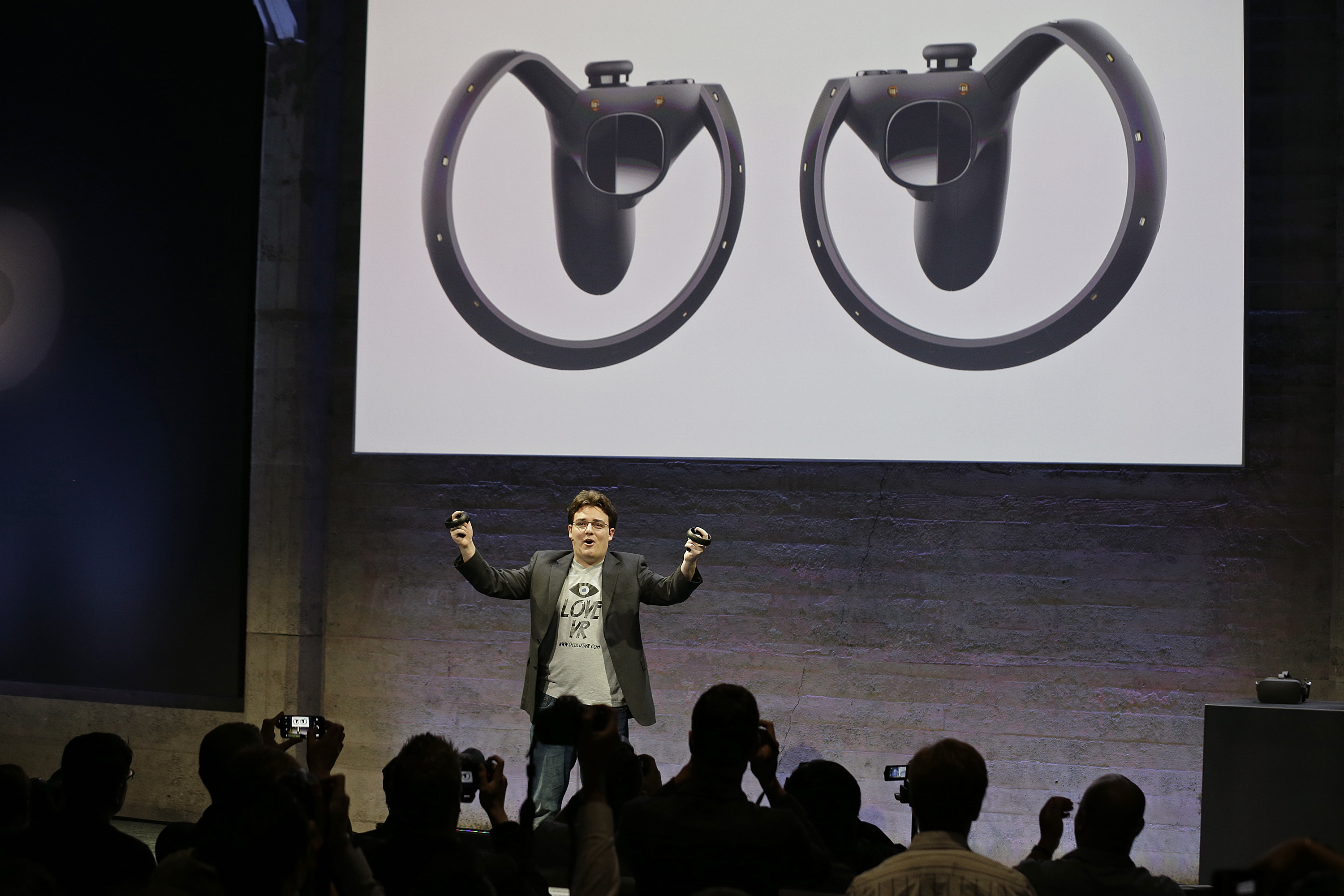 Oculus co-founder Palmer Luckey leaves Facebook