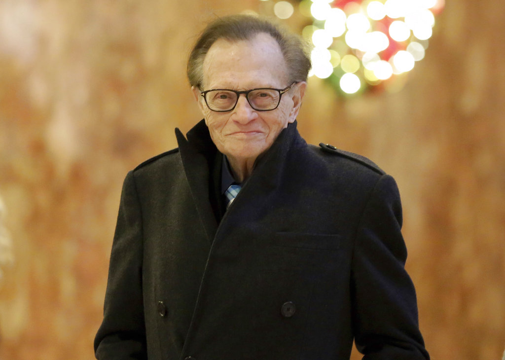 Larry King says he was operated on for lung cancer