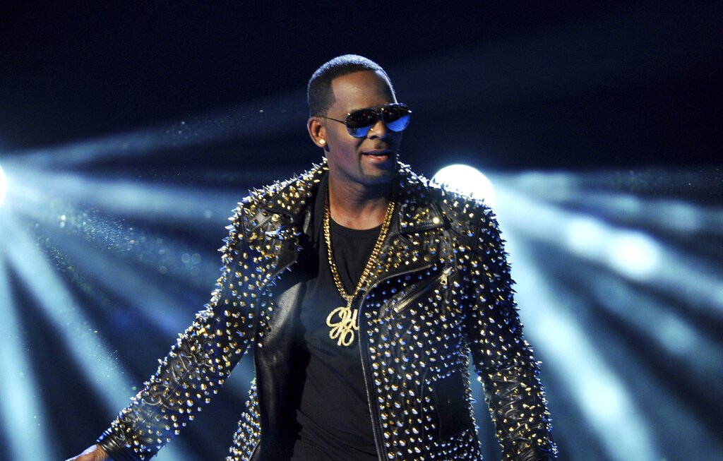 R. Kelly's European concerts in doubt after new charges