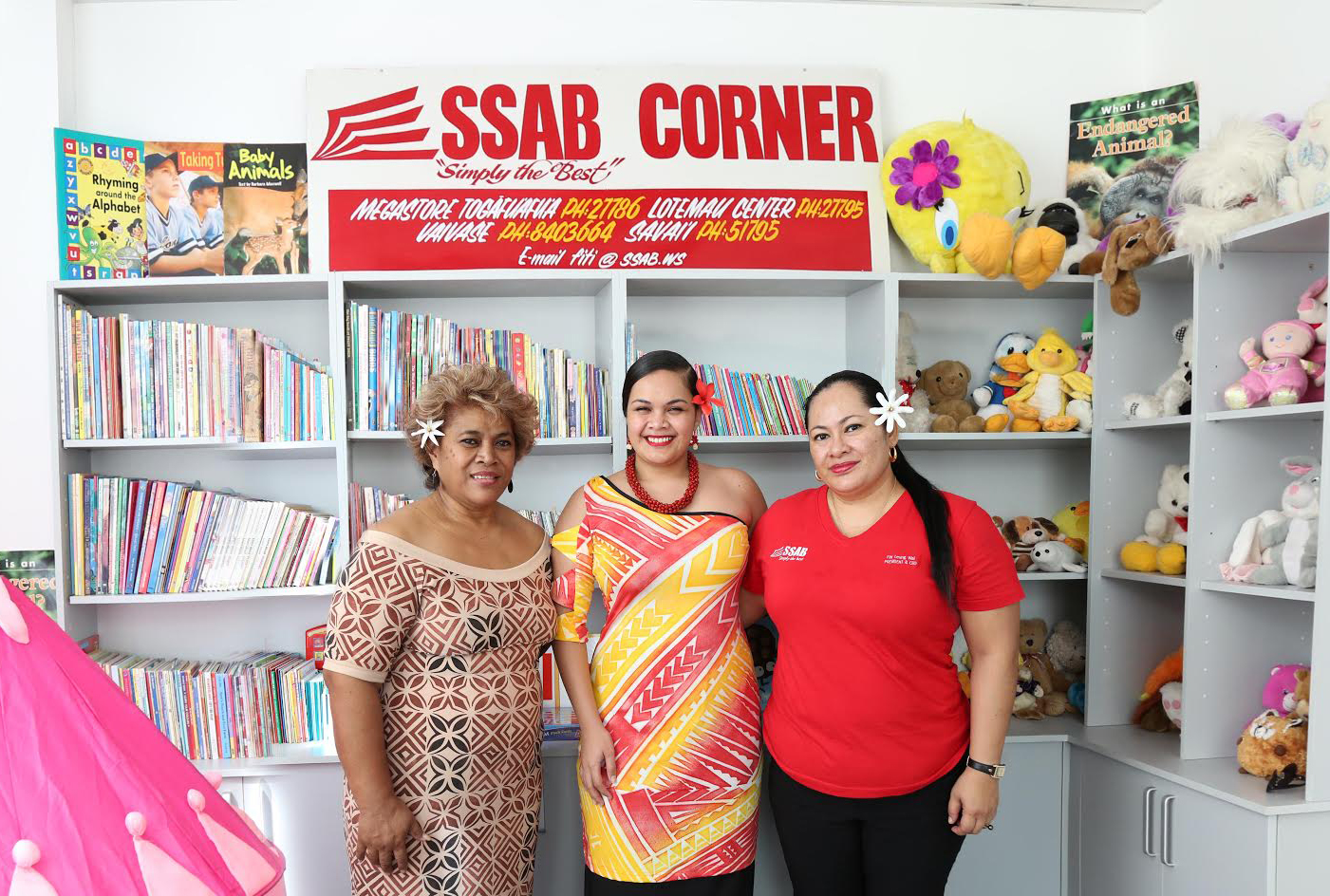 Miss American Samoa promoting Literacy