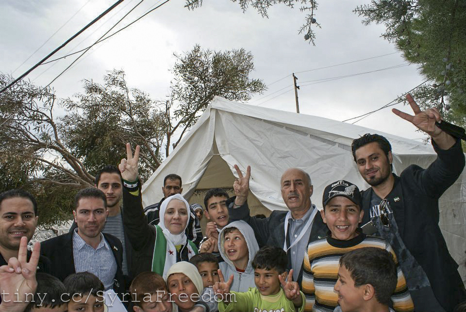 Syrian activist survives IS assassination attempt in Turkey