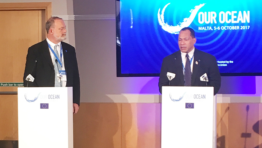 Deal signed to advance fight against ocean acidification