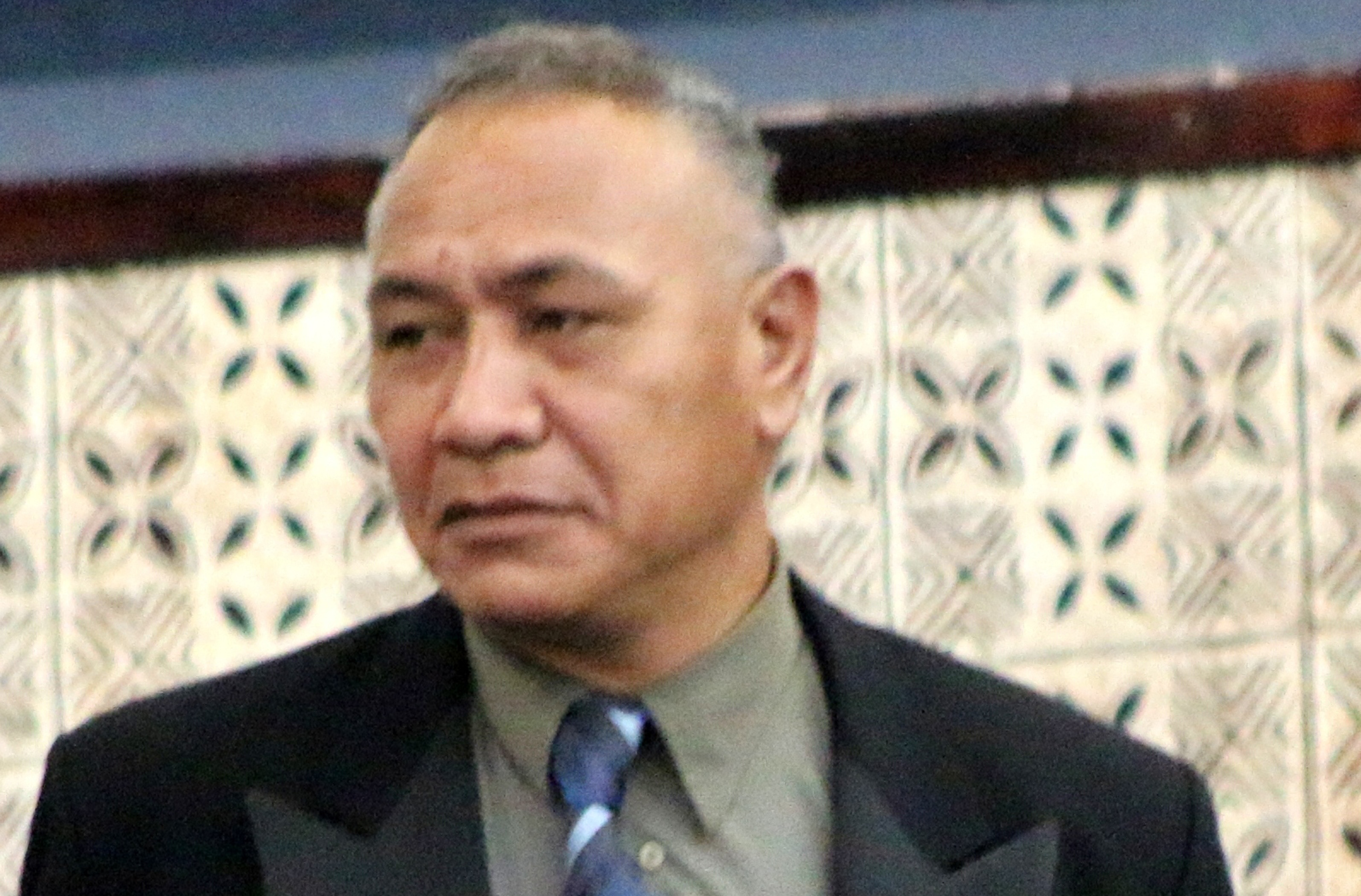 Olo's budget swipe irks P.M.