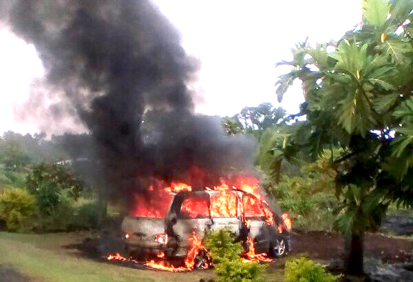 Car on fire in Savai’i