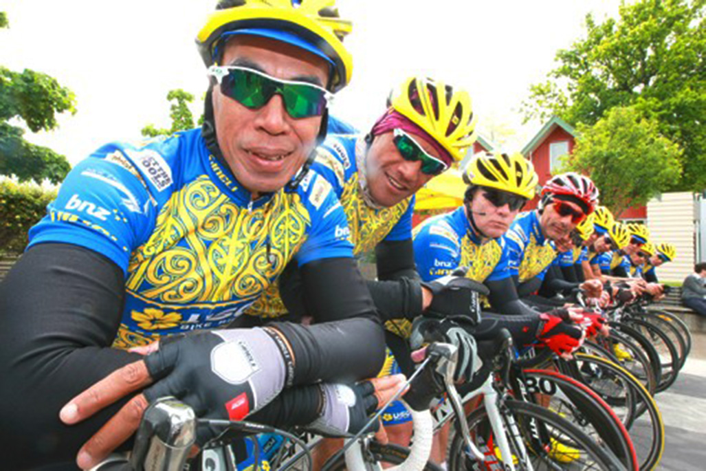 Samoans ride  to battle cancer