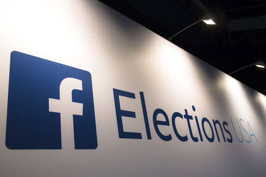 Obama campaign advisers say they used Facebook data properly