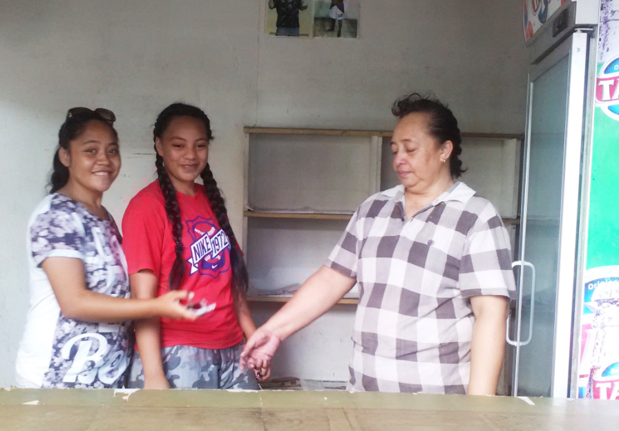 Lending a helping hand –  A stall owner’s story