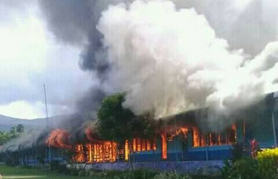 Palalaua College at Siumu on fire