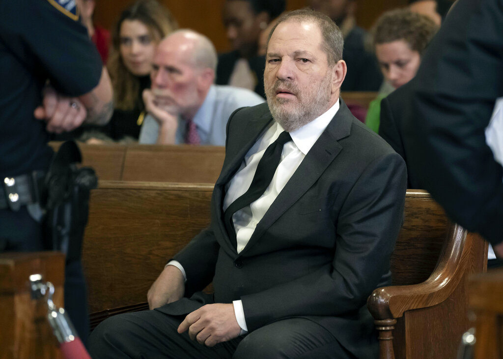Judge approves changes to Weinstein's legal team