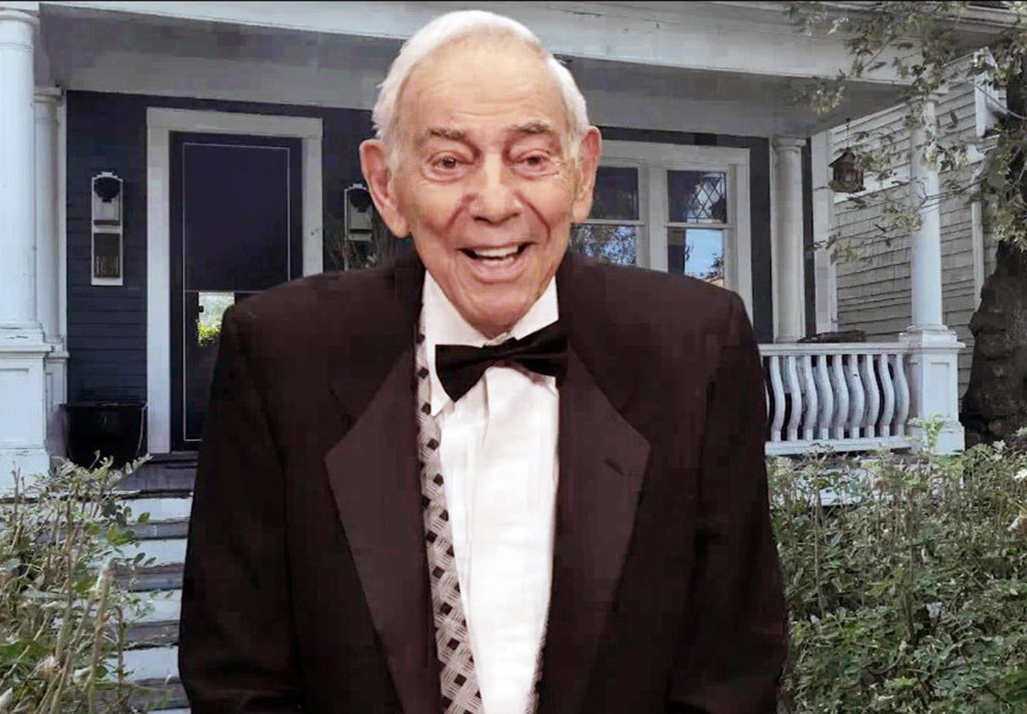 Herschell Gordon Lewis, 'godfather of gore,' dies at 87