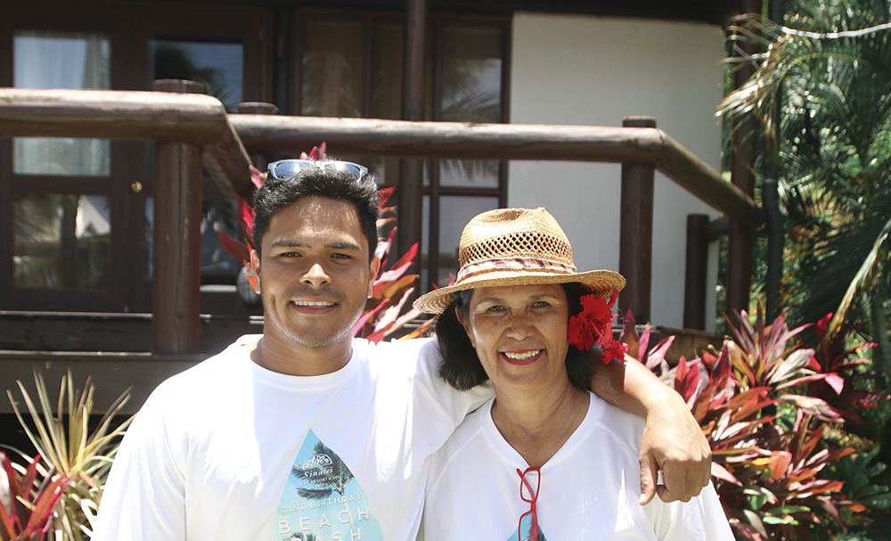 Happy 22nd birthday, Sinalei!