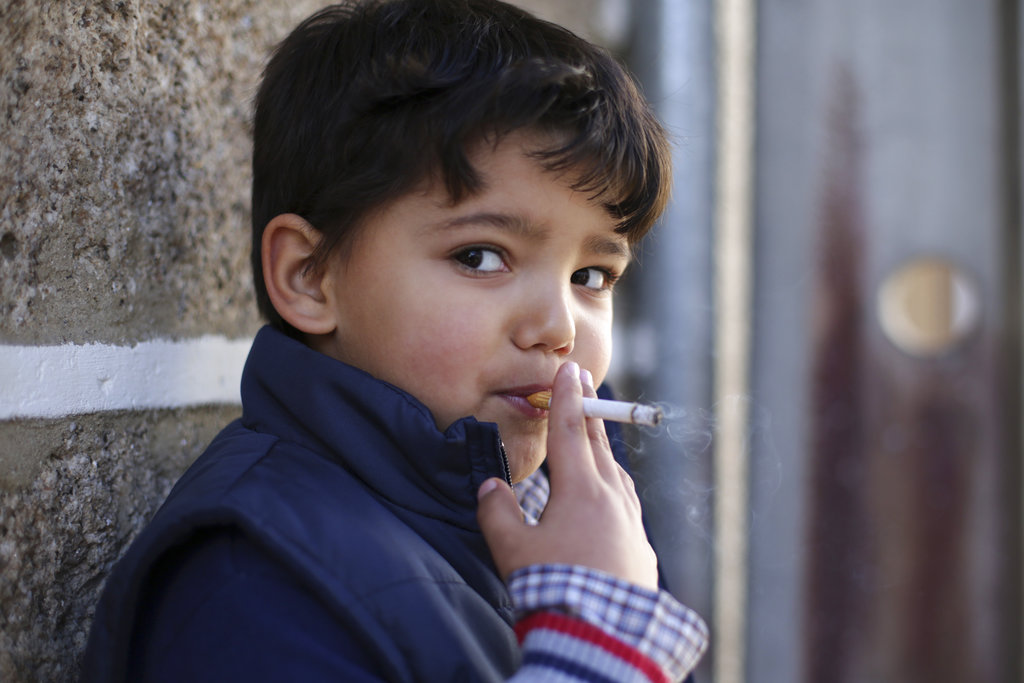 Portuguese town encourages children to smoke at Epiphany