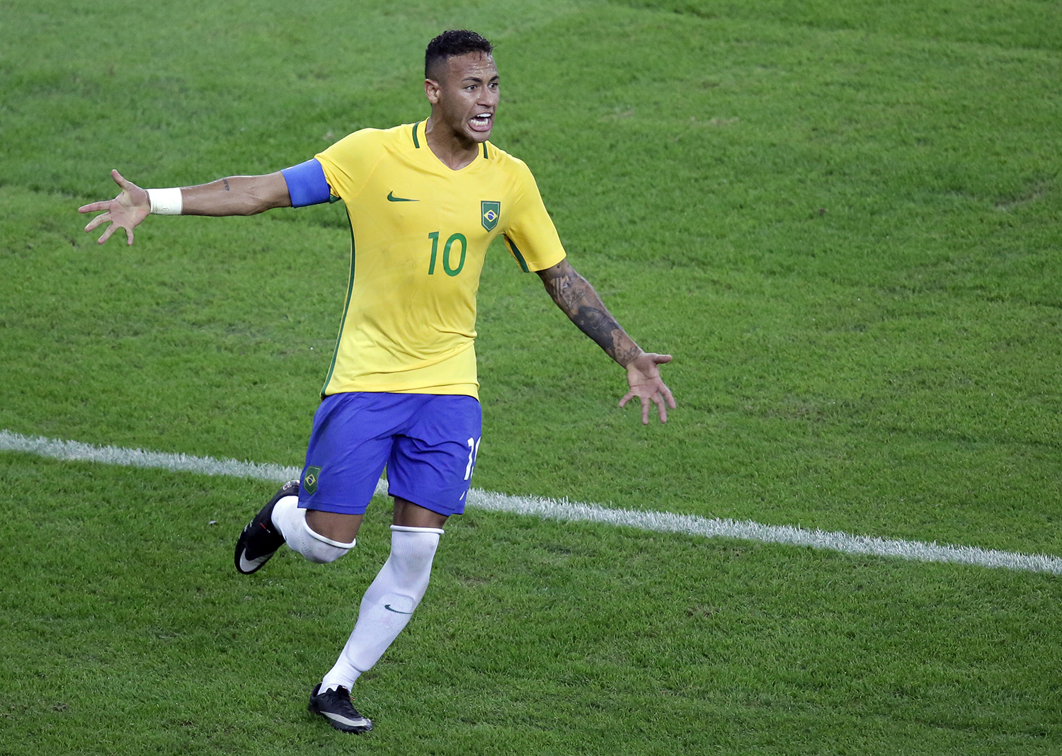 Neymar kick is gold: Brazil wins 1st Olympic soccer title