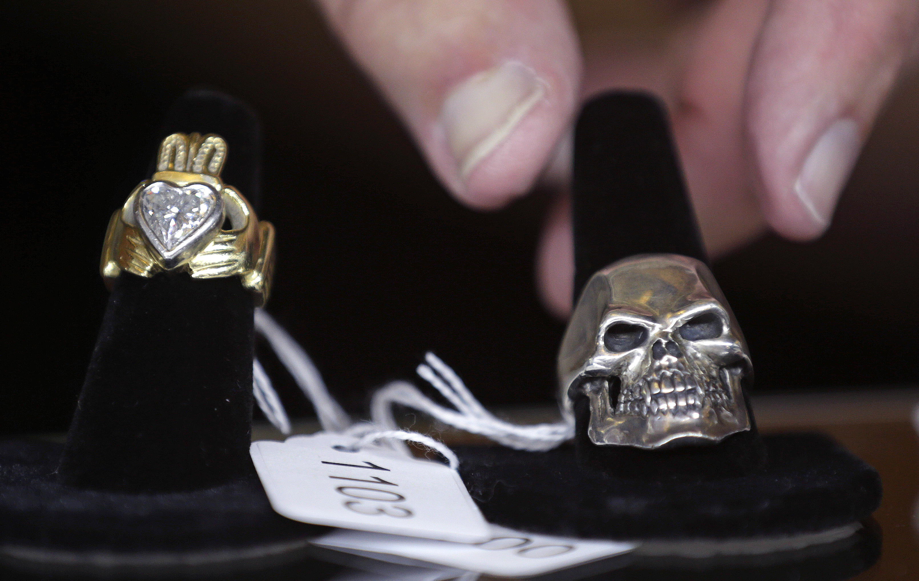 Items owned by gangster 'Whitey' Bulger to be auctioned