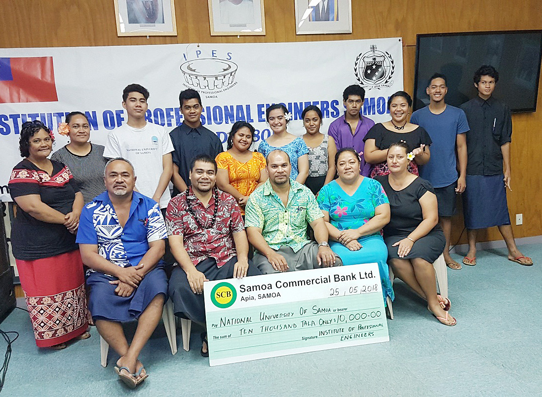 I.P.E.S. awards Scholarships for N.U.S. students