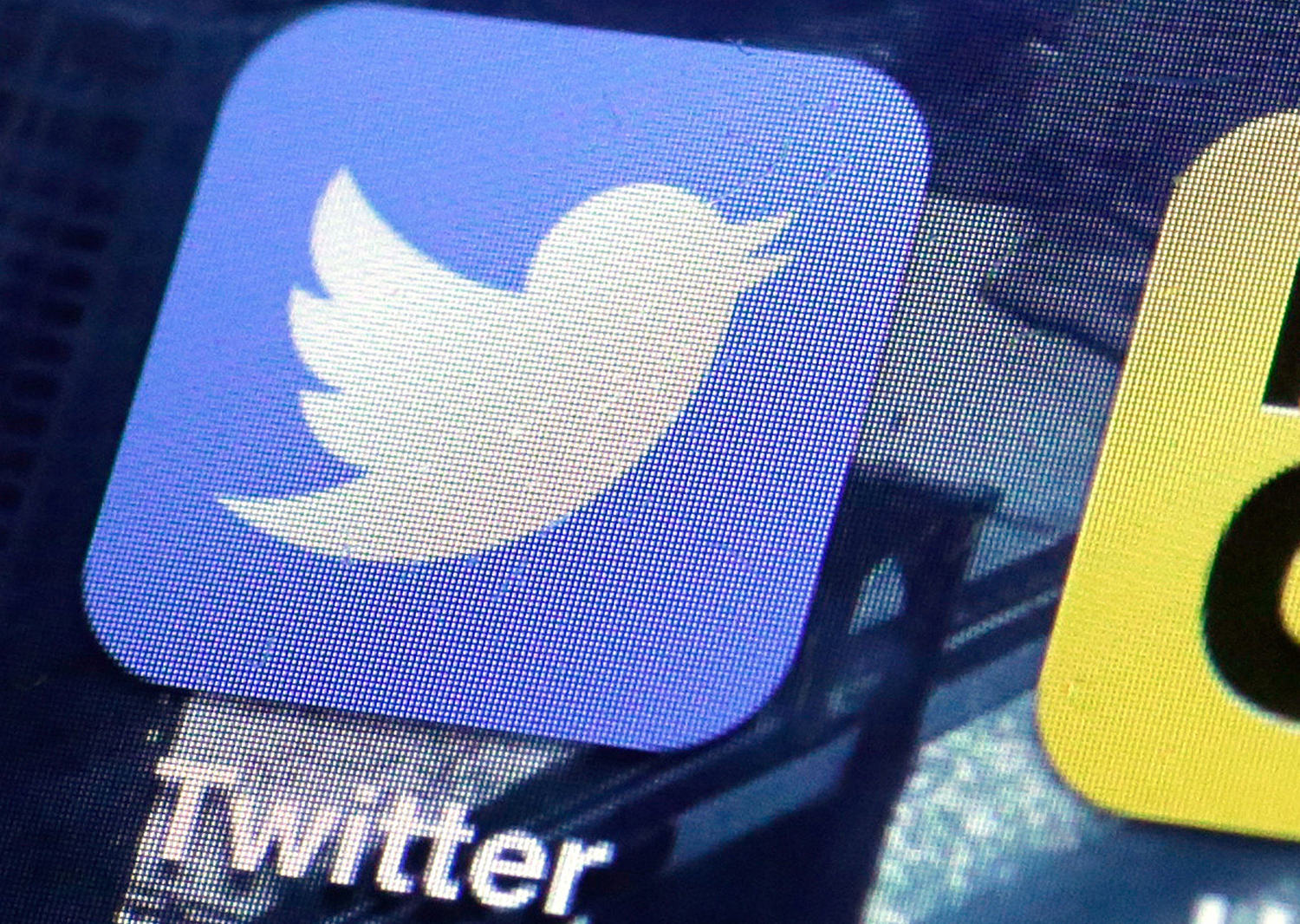 Twitter to let all users filter tweets for higher 'quality'