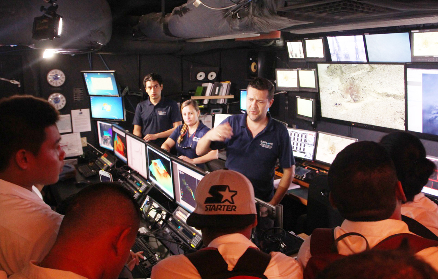 Research vessel shares knowledge