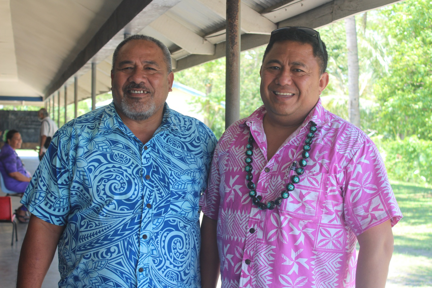 Namulauulu puts hand up