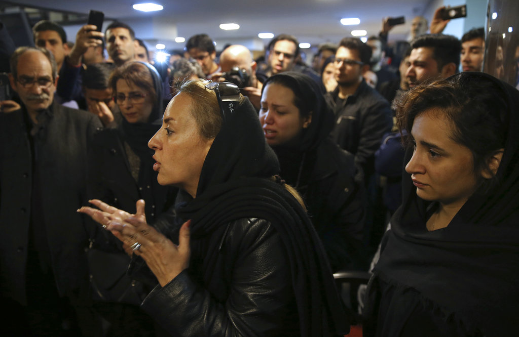 Iran oil tanker explodes, sinks off China with no survivors