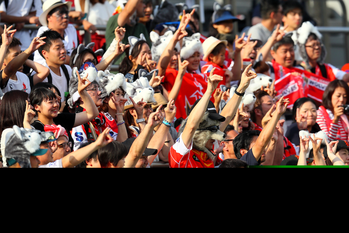 Super Rugby: Lions smash Sunwolves, pressure on Crusaders