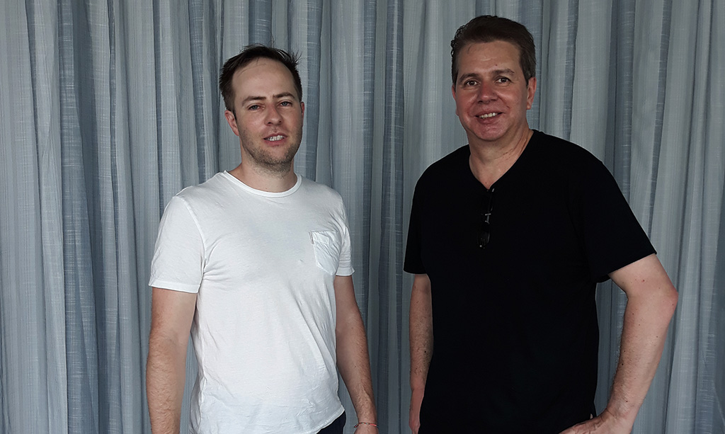 Amazon opens door to global market