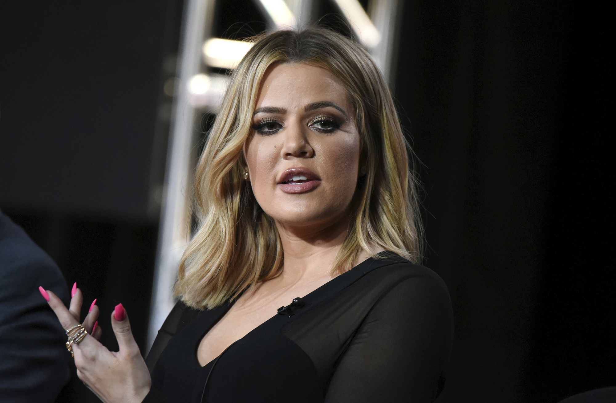 Khloe Kardashian calls sister Kim's robbery 'a wake up call'