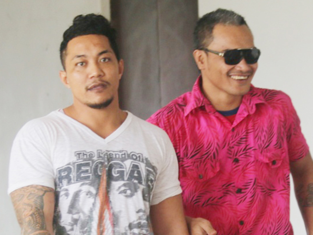 Prisoner snaps, threatens to kill