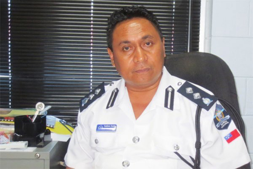 Fraudster leaves country after $200,000 windfall
