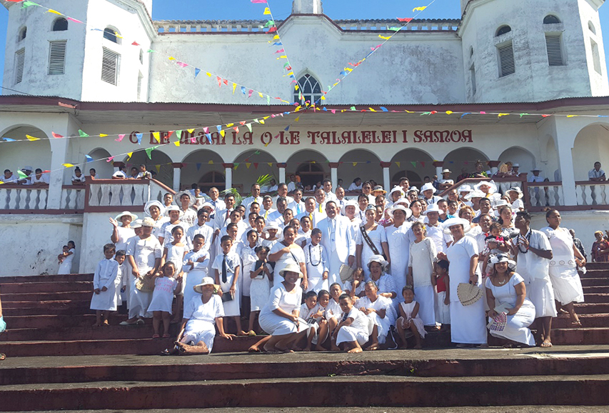 2018 Miss Samoa gets to work