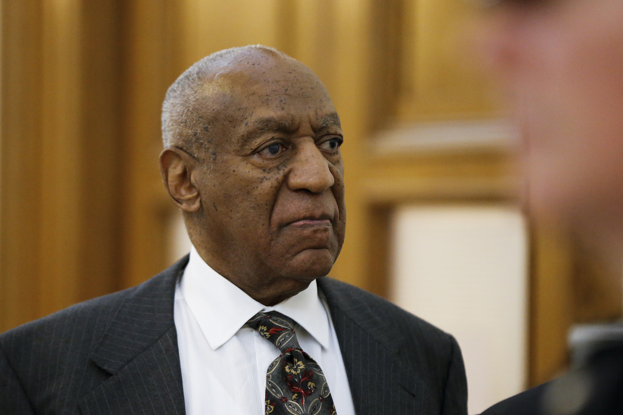Cosby switching lawyers in civil cases around country