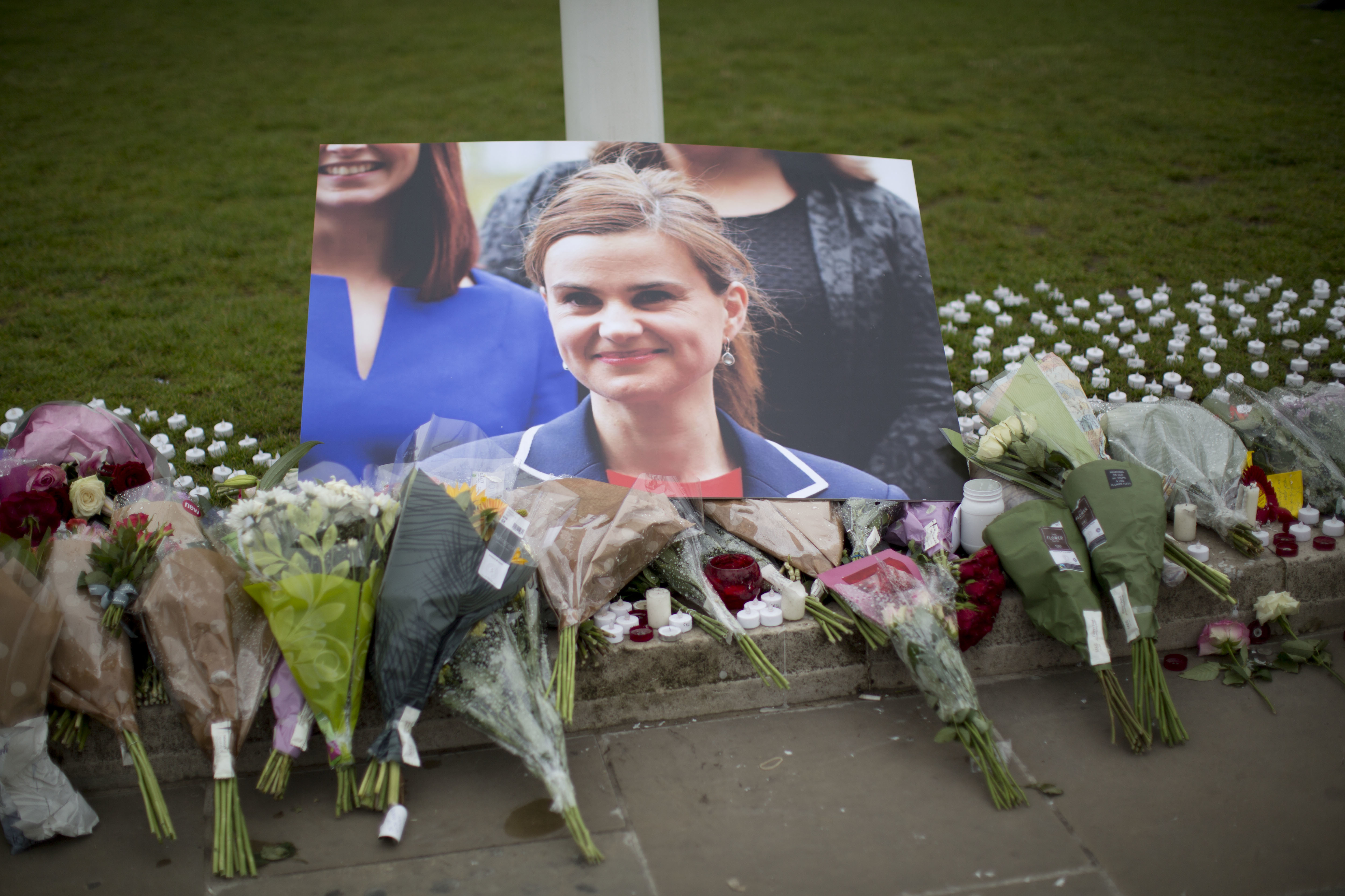 UK probes neo-Nazi ties, mental health in Jo Cox slaying