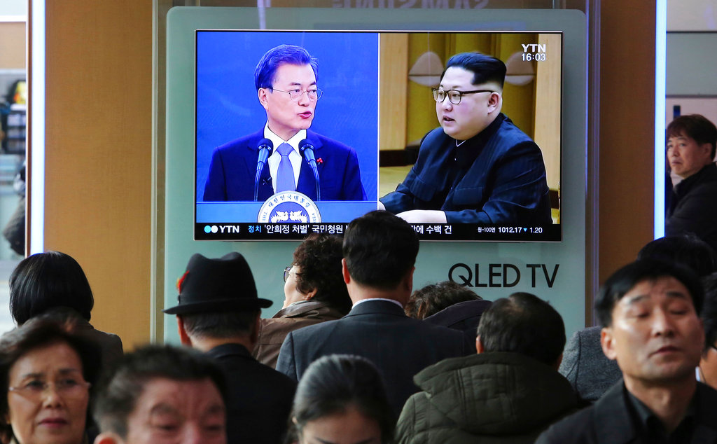 Korean leaders seek to control optics at historic summit